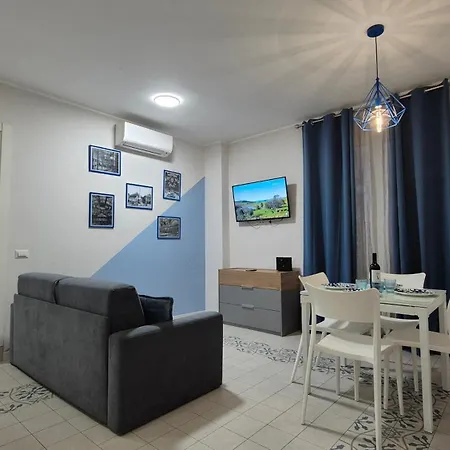 Light Blue Station Apartment-3